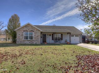 239 S Cedar Cir, Webb City, MO 64870