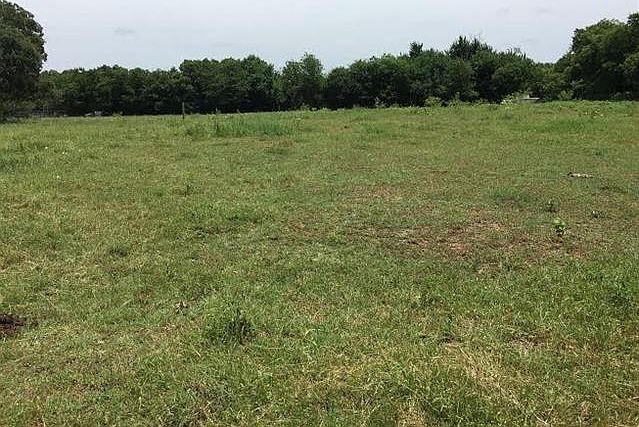 2nd image of 0001520 Burns City Rd