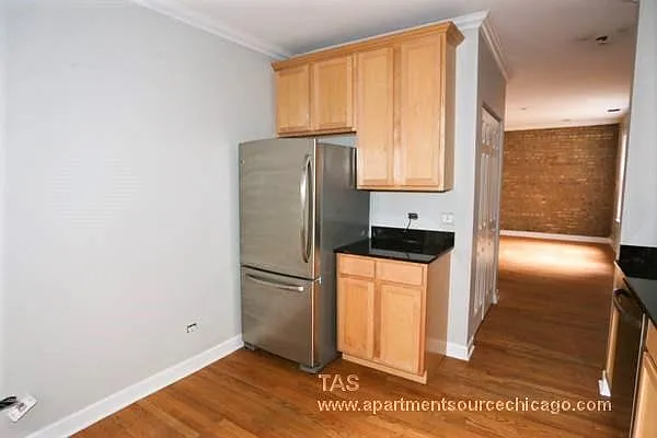 632 W Roscoe St #1N — Photo 2