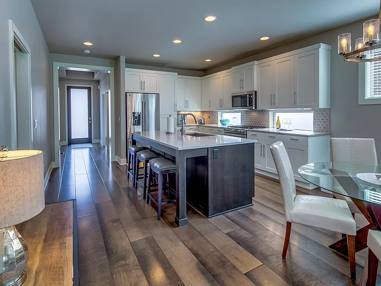 2603 NW Rippling River Ct — Photo 5