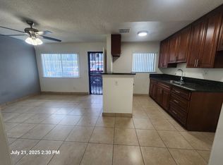 113-115A, Santa Ana, CA 92701