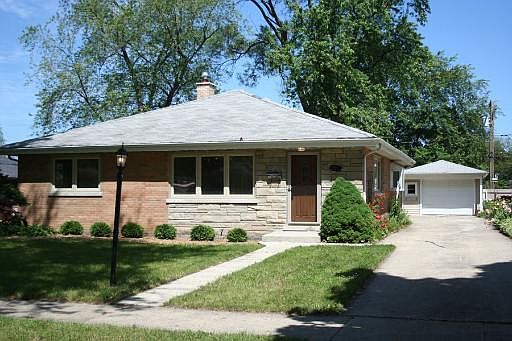 1st image of 255 S Barron St