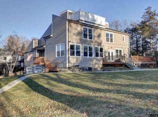 161 Holmes Dl, Albany, NY 12208