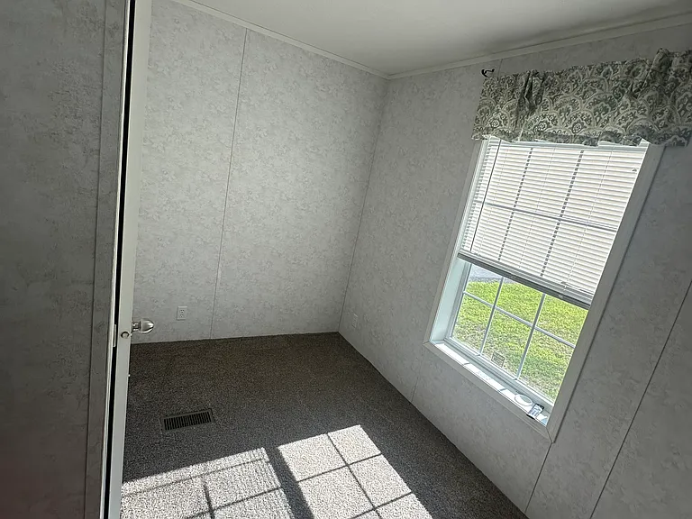 11 Zekes Ln — Photo 14