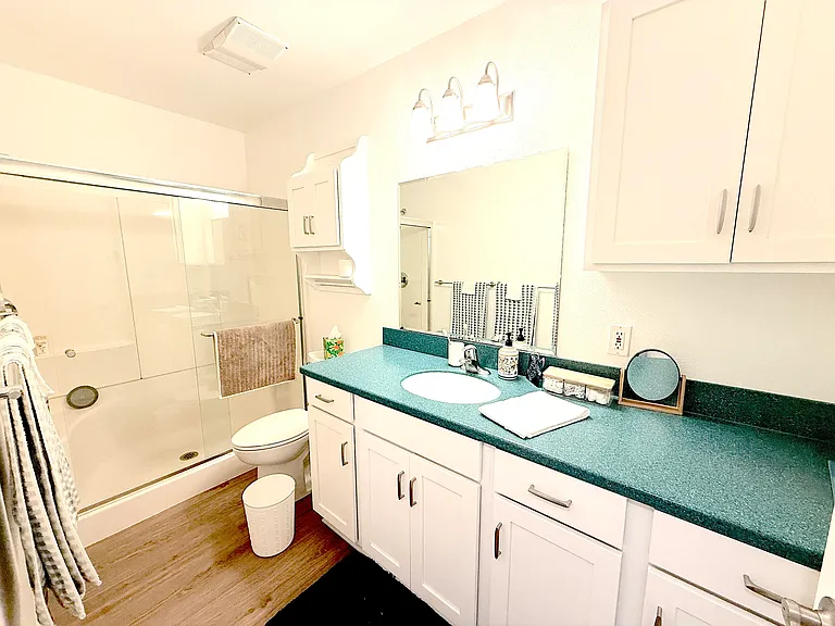 29 Dearborn Pl #10 — Photo 6