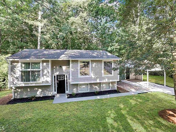 3rd image of 3245 Newcastle Way