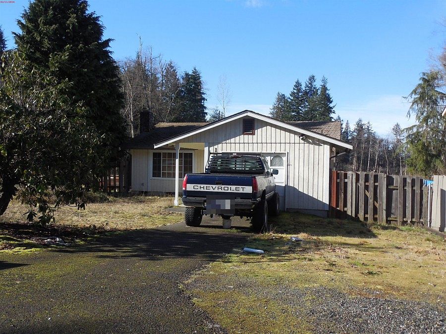 1st image of 15924 119th Ave E