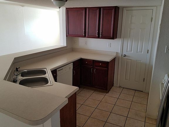 4th image of 3748 Exodus St