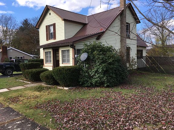 2nd image of 4 Glen Ave