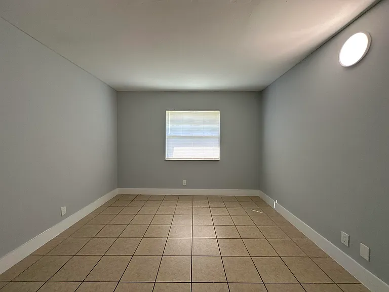 4773 Arjaro Dr — Photo 19