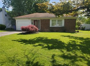 842 S Grosvenor Rd, Rochester, NY 14618