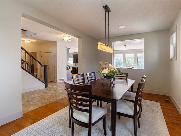 5th image of 412 NW Aspen Glen Pl SW