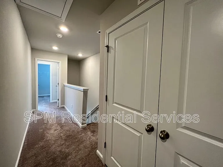 3618 Roseblossom Dr — Photo 7