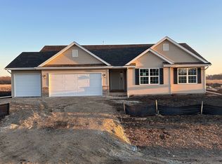 1019 Birchwood Dr, Beloit, WI 53511