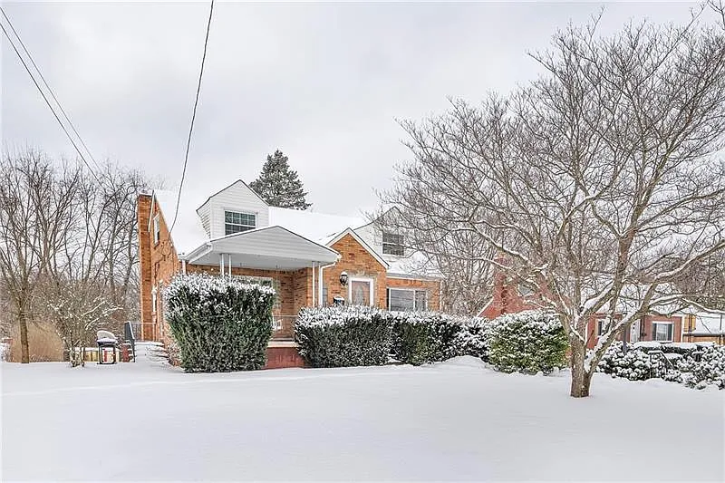4748 Lolly Dr photo 1