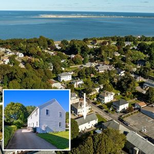 14 Castle St #2, Plymouth, MA, 02360