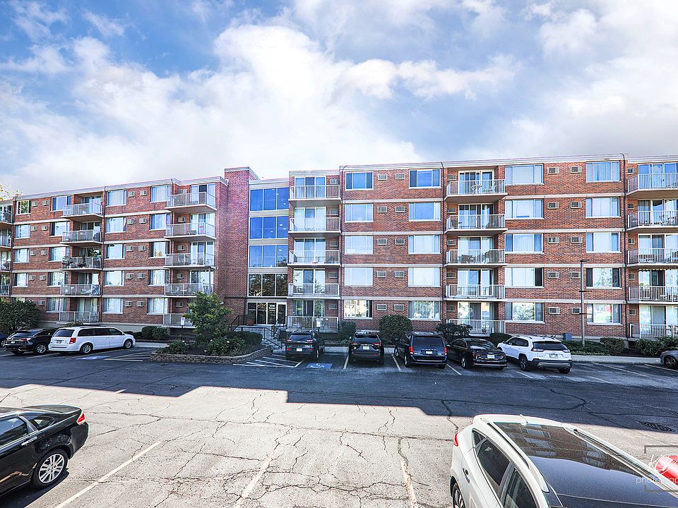 1st image of 2200 S Stewart Ave APT 5D