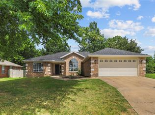 2302 SW 15th St, Bentonville, AR 72712
