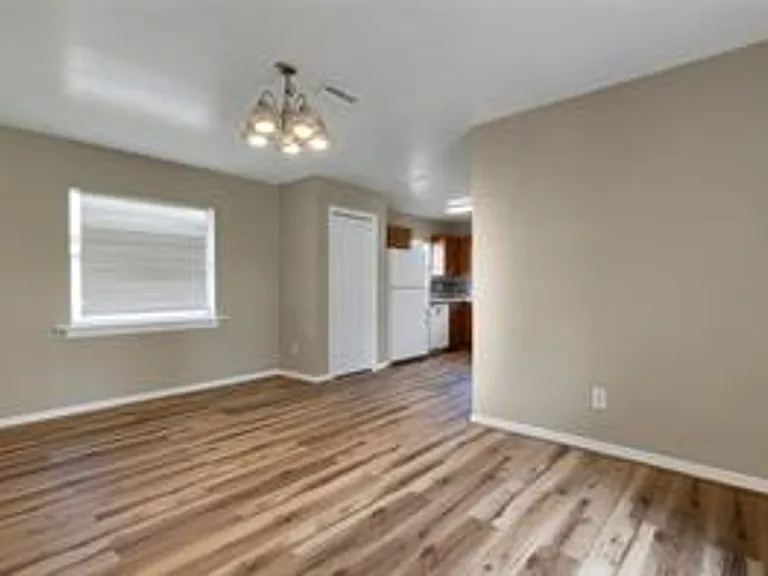 3100 W Reynolds St — Photo 8
