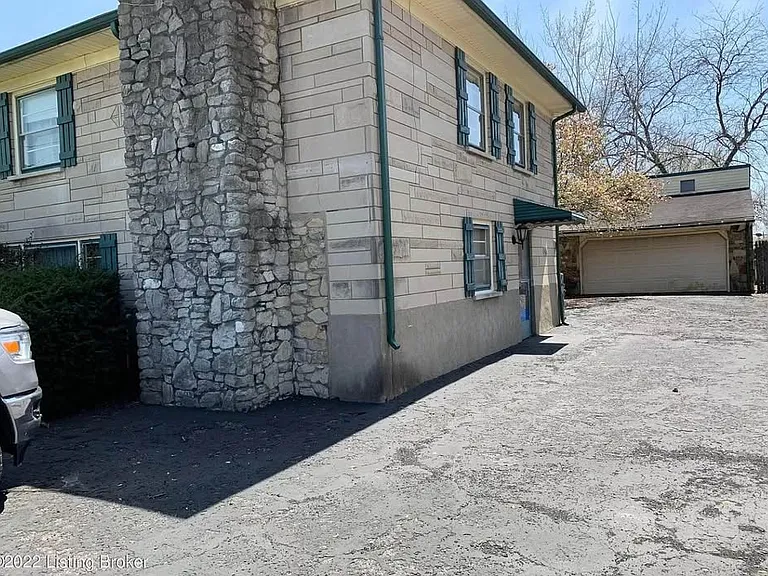 6104 W Pages Ln — Photo 12