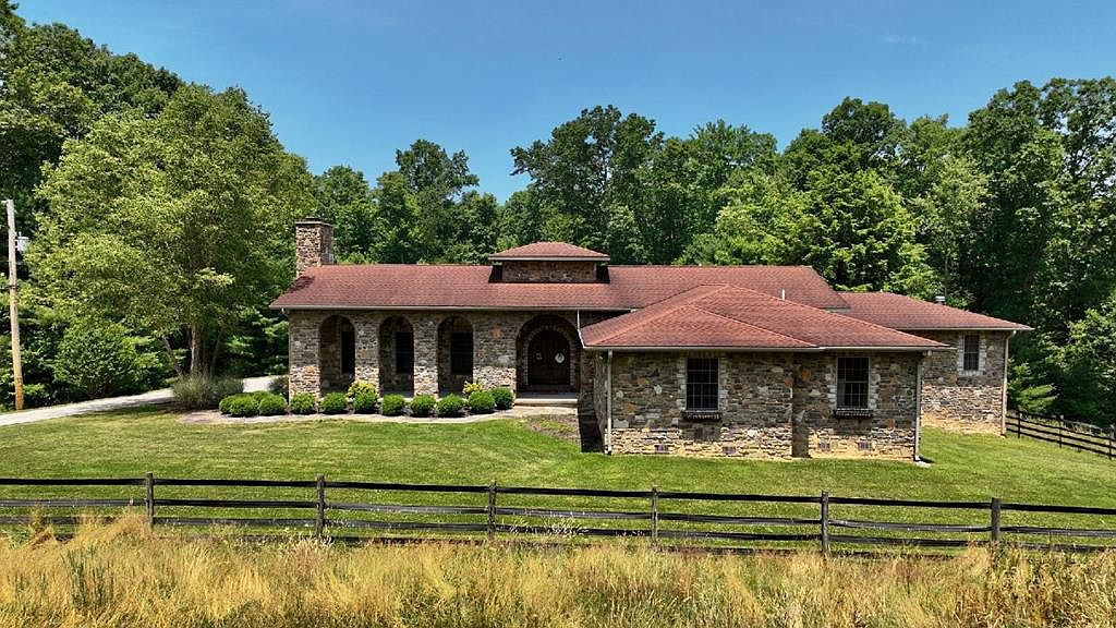 812 Old Eccles Rd, Beckley, WV 25801 MLS 84433 Zillow