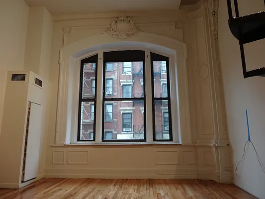 Rented by Green Home NY Realty LLC | media 1