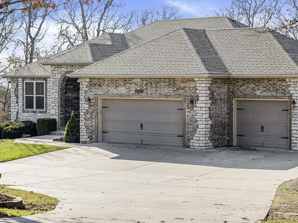 200 Pinkley Drive, Branson, MO 65616