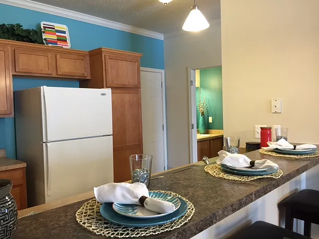 Kirkway Apartments — Photo 21
