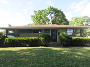 403 E Hilton Ave, Addison, IL 60101