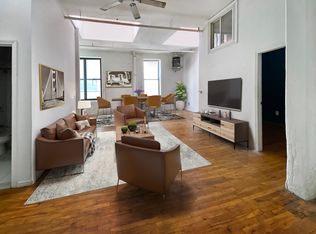 75 Roebling St APT 3E, Brooklyn, NY 11211