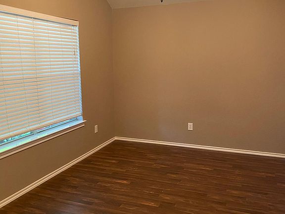 2nd image of 6823 Atasca Creek Dr
