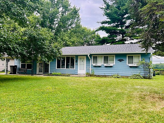 4th image of 4231 Standish Dr