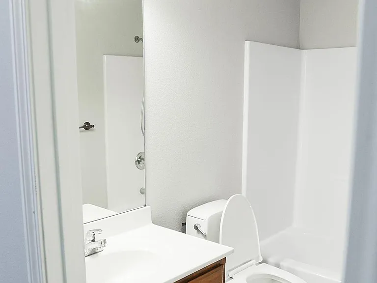 2604 W Garton Rd — Photo 13