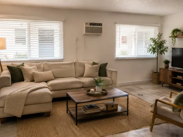 14149 Vanowen St #4, Van Nuys, CA 91405