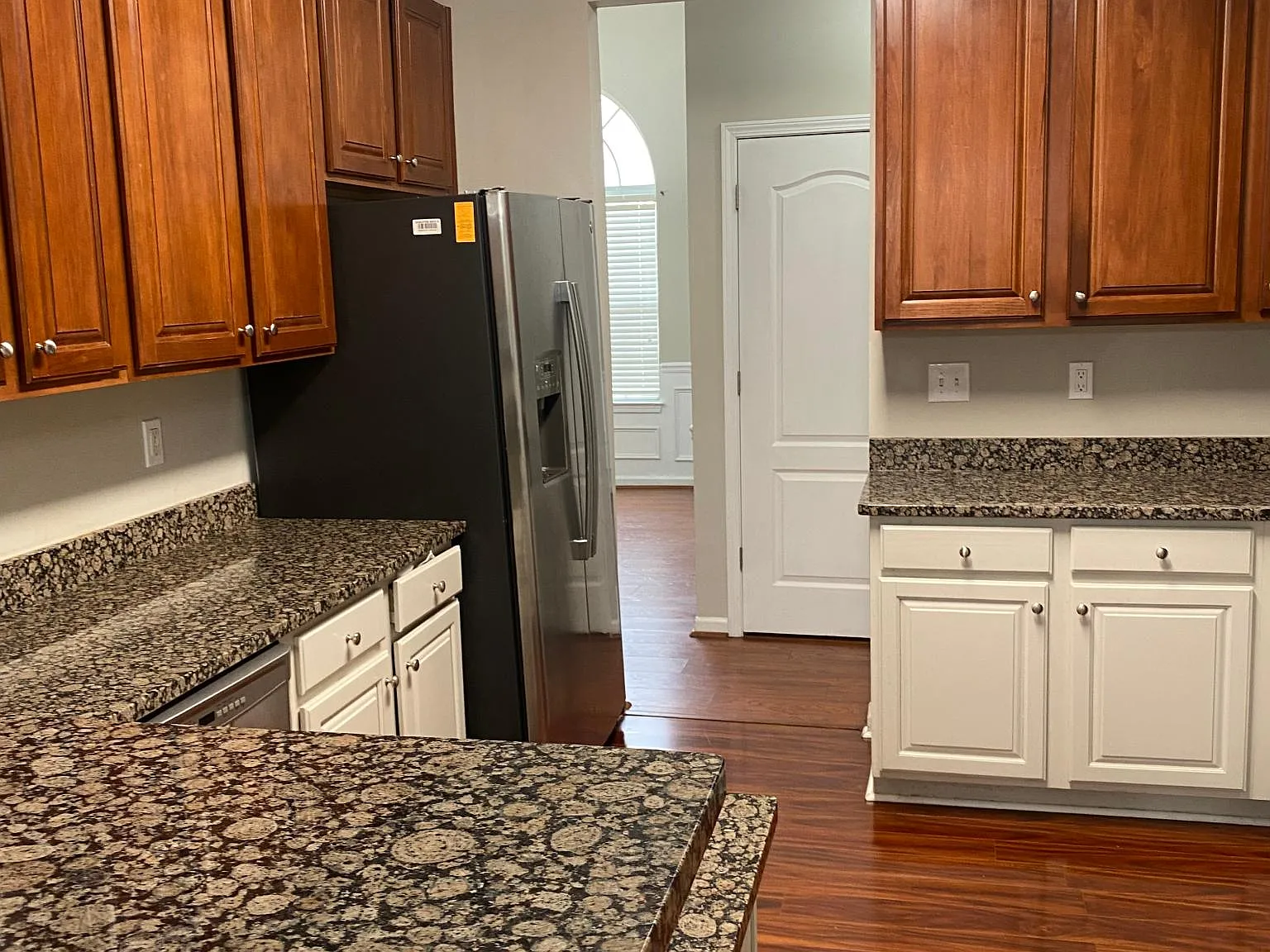 4 bed, 3.5 bath, 2124 sqft, $2,250 — Photo 4