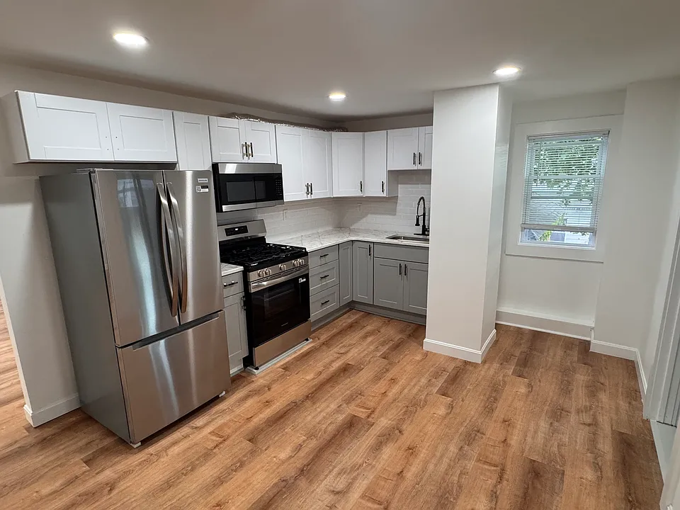 23-25 Bowdoin St #3