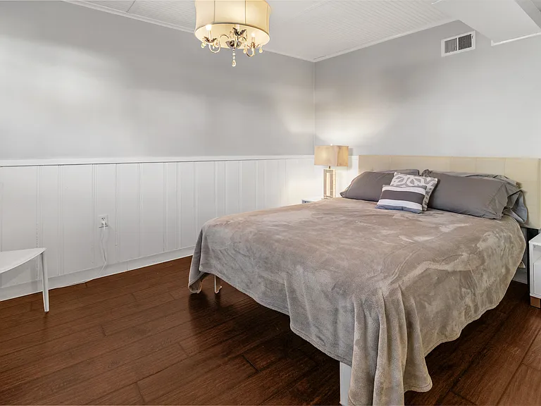 89 Jobs Ln #4 — Photo 6