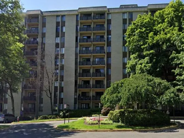 6001 Arlington Blvd APT 802, Falls Church, VA 22044