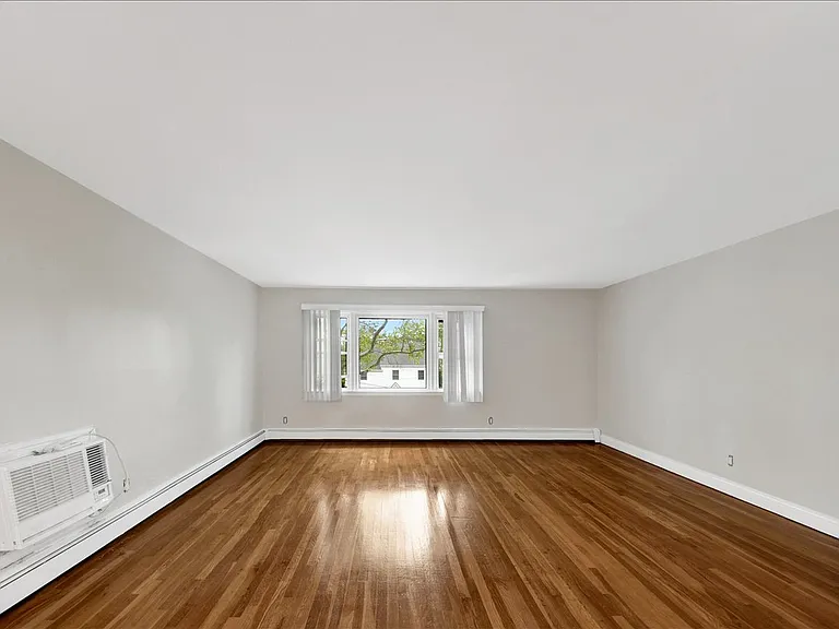 21 E Cedar St #2 — Photo 13