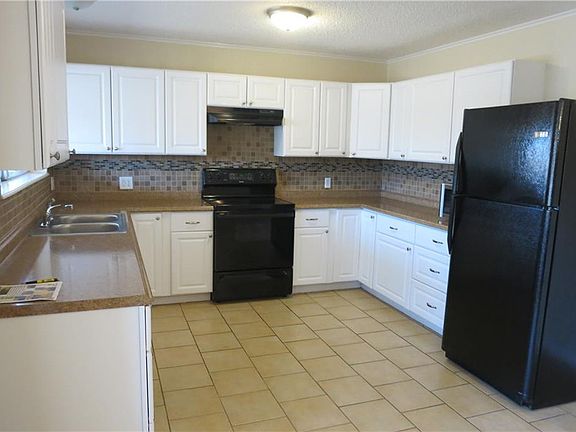 4th image of 1218 Piedmont Dr