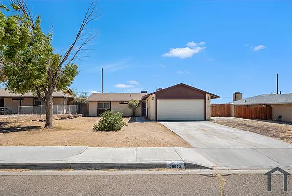 25673 Ash Rd — Photo 2