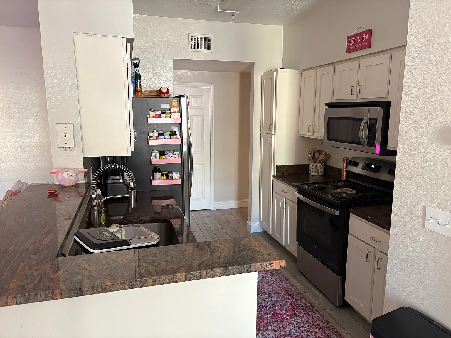 2 bed, 1170 sqft, $2,250 — Photo 4