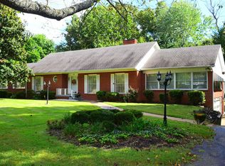 26 Farmington Dr, Jackson, TN 38305