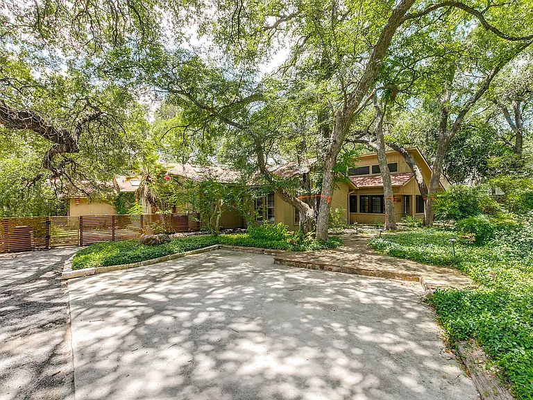236 Castano Ave — Photo 1