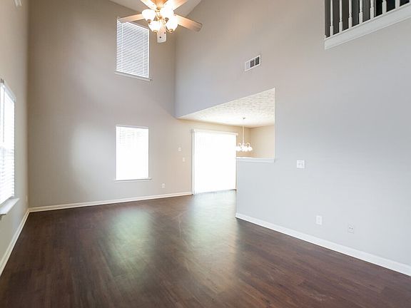 4th image of 186 Ilex Dr