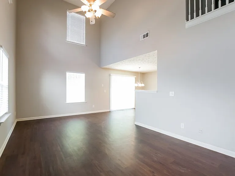 186 Ilex Dr — Photo 4