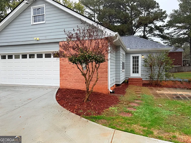 315 Hardscrabble Rd — Photo 21