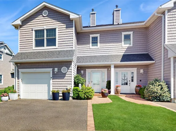 34 Ocean Watch, Freeport, NY 11520