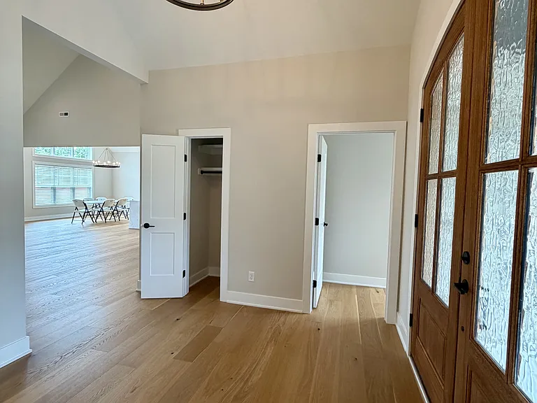 204 Crest Ridge Ct — Photo 6