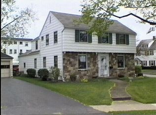 26 Castleman Rd, Rochester, NY 14620